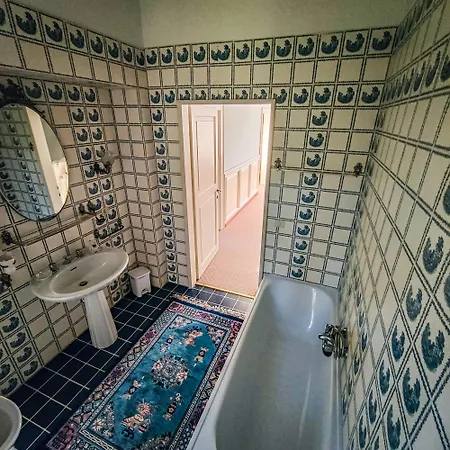 Willa Marina *